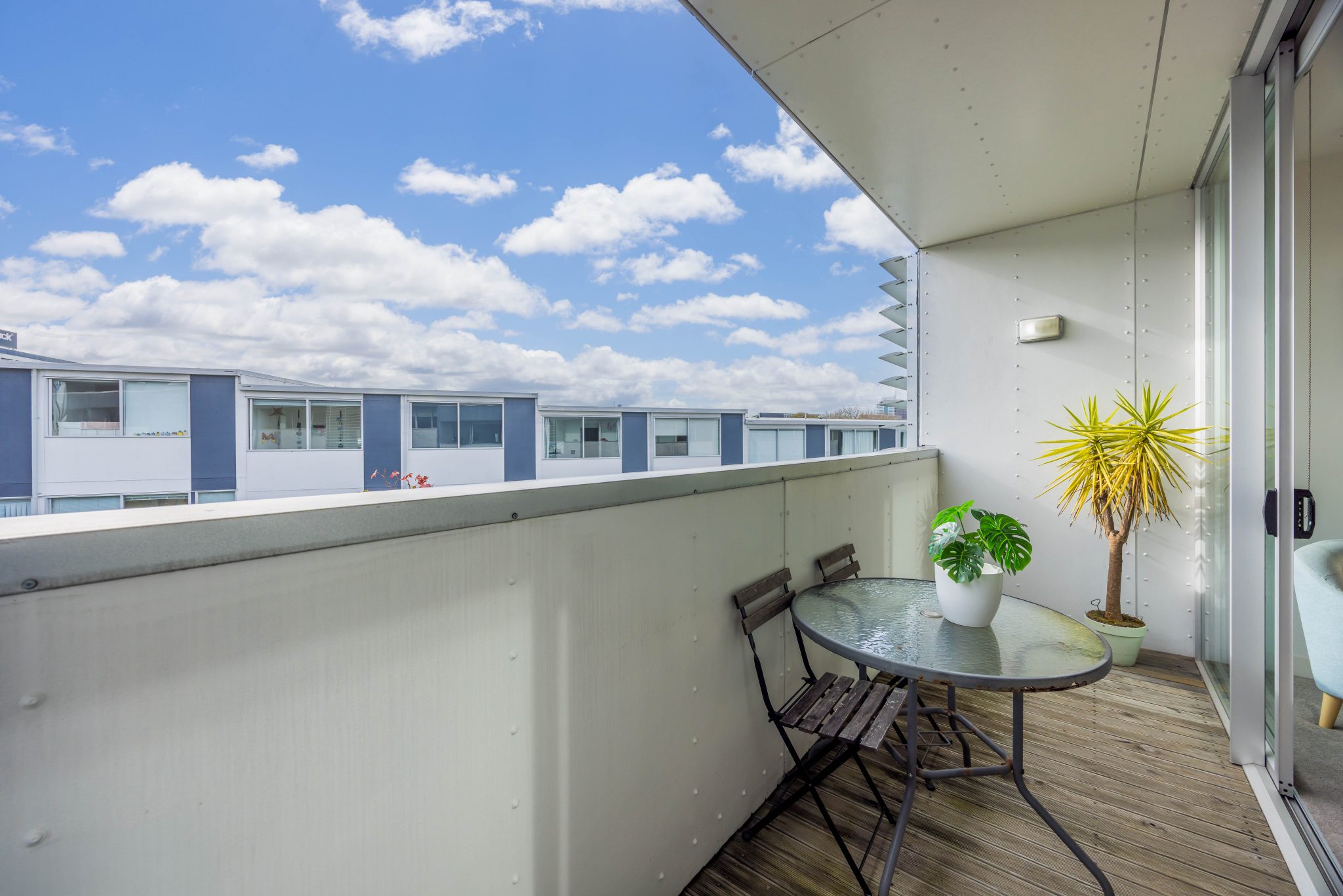 Fantastic Leasehold apartment ONLY $19,990! — slide 2
