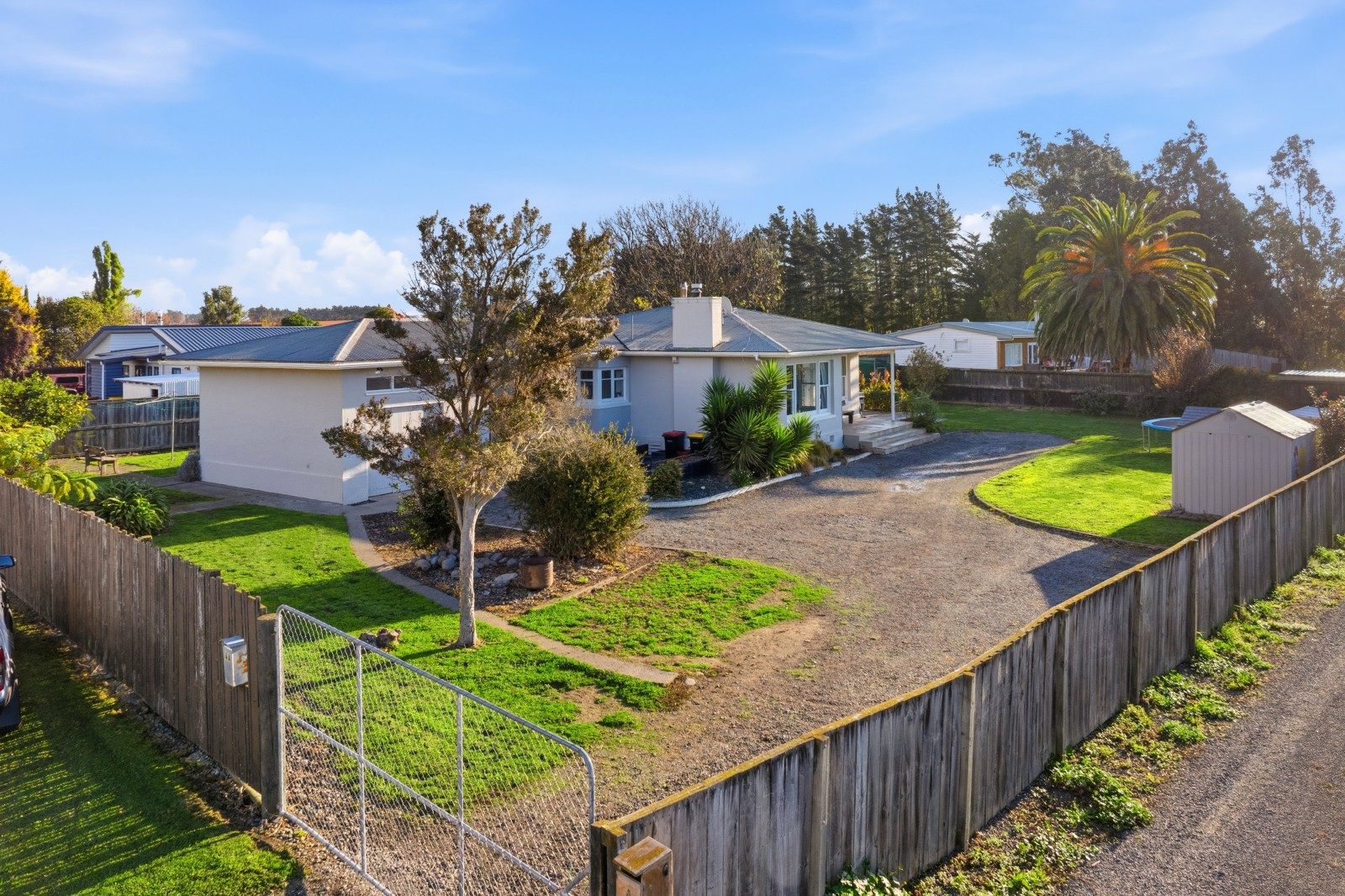 Affordable Family Living in the Heart of Seddon — slide 2