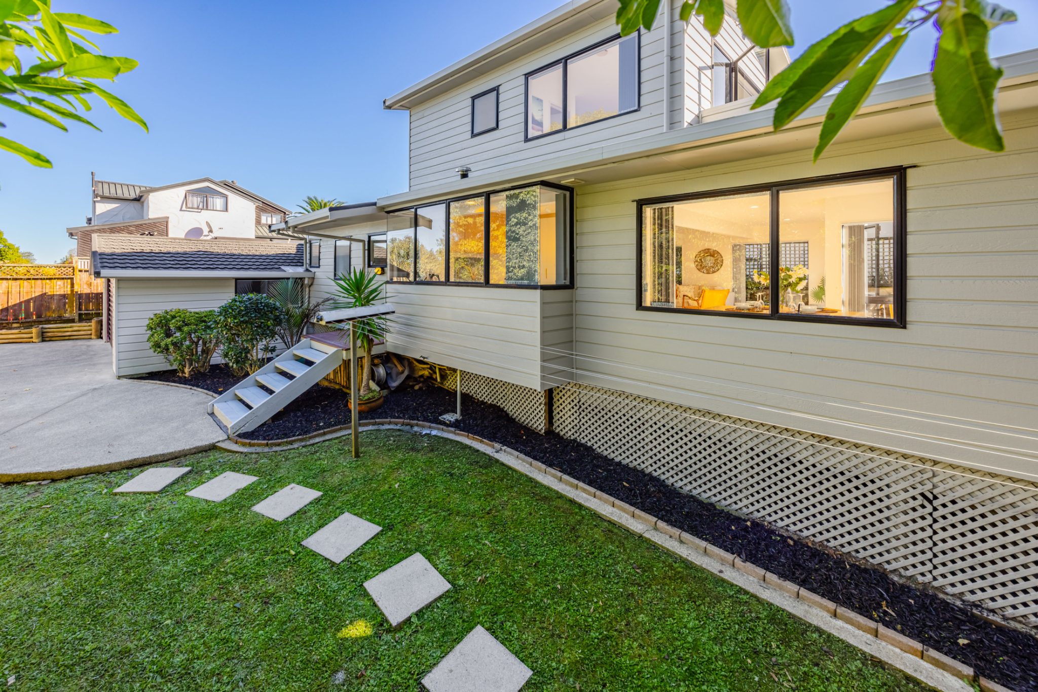 Fully Renovated Retreat in a Prime Location — slide 2