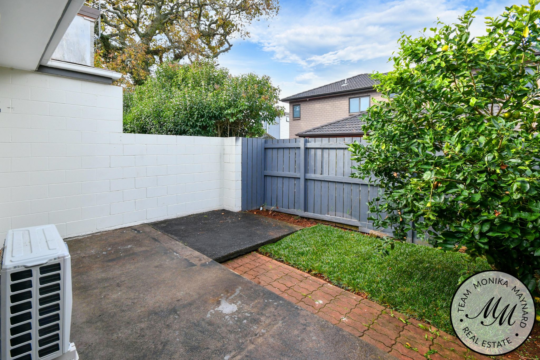 RENOVATED BRICK AND TILE - URGENT SALE — slide 9