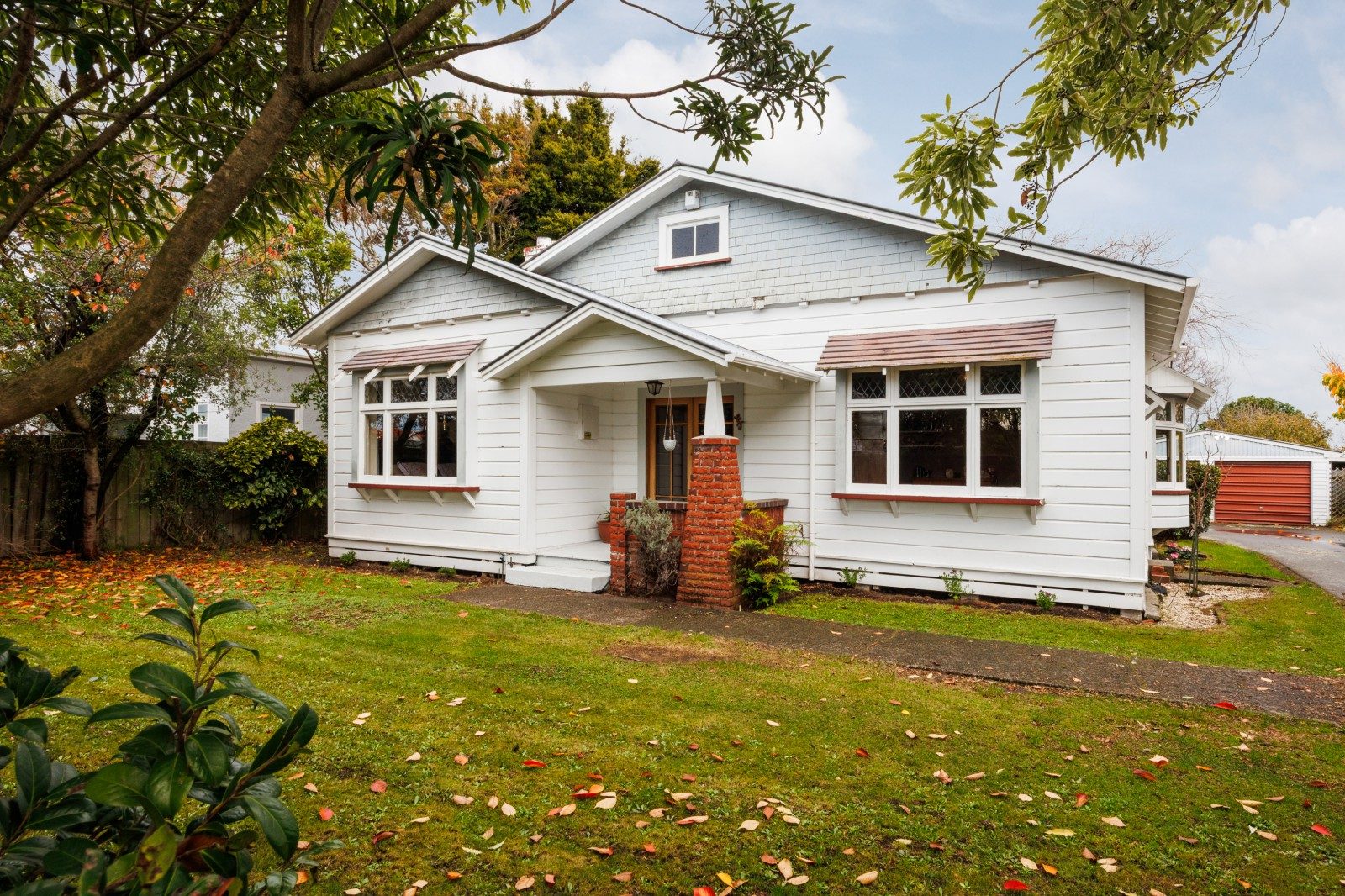 Character charm on 1012m2 in Terrace End — slide 31