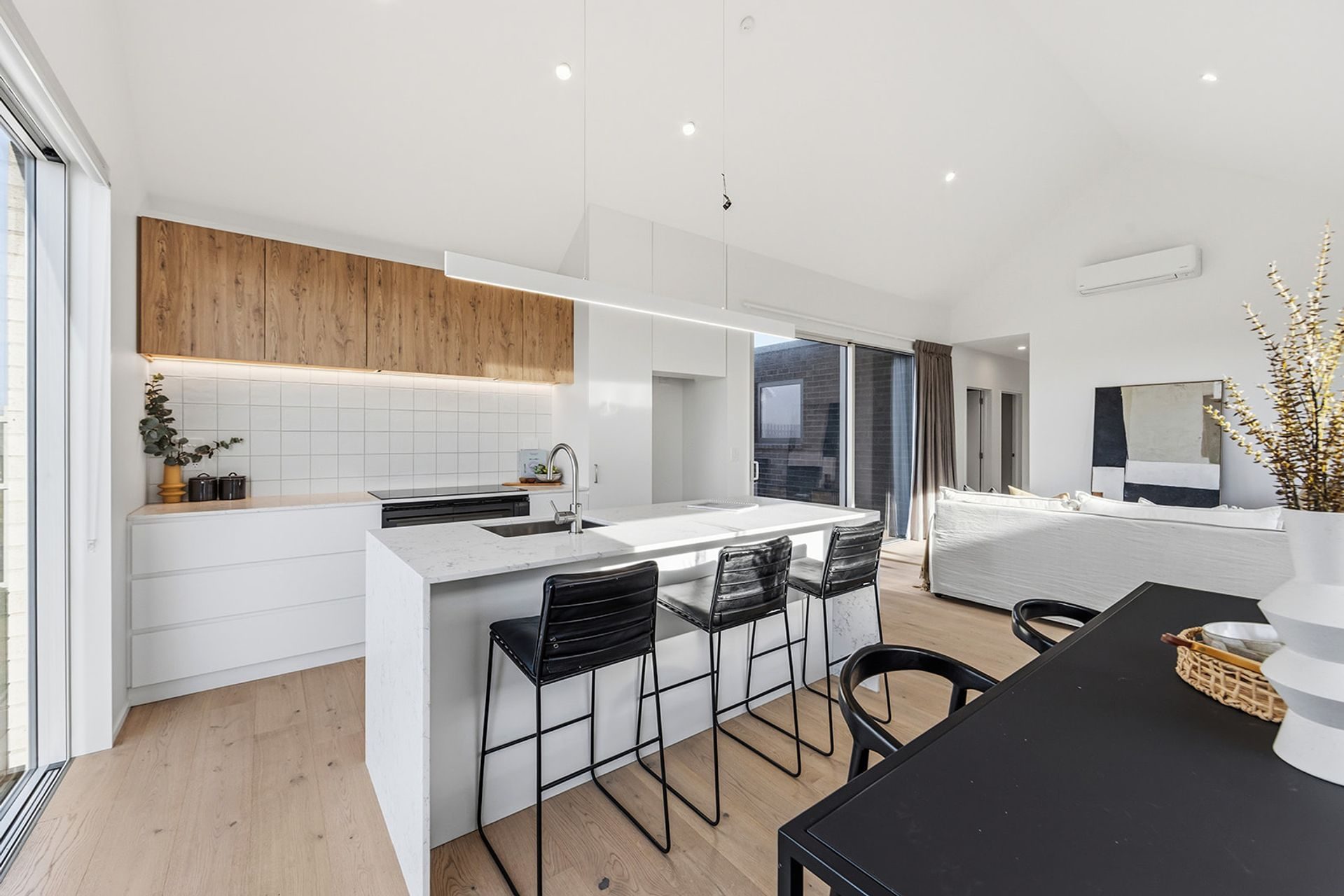 Award-Winning Design, Easy-Care Living — slide 2