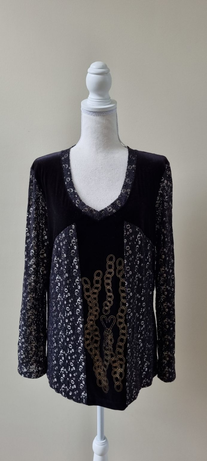 Art + Tease Top Size 16