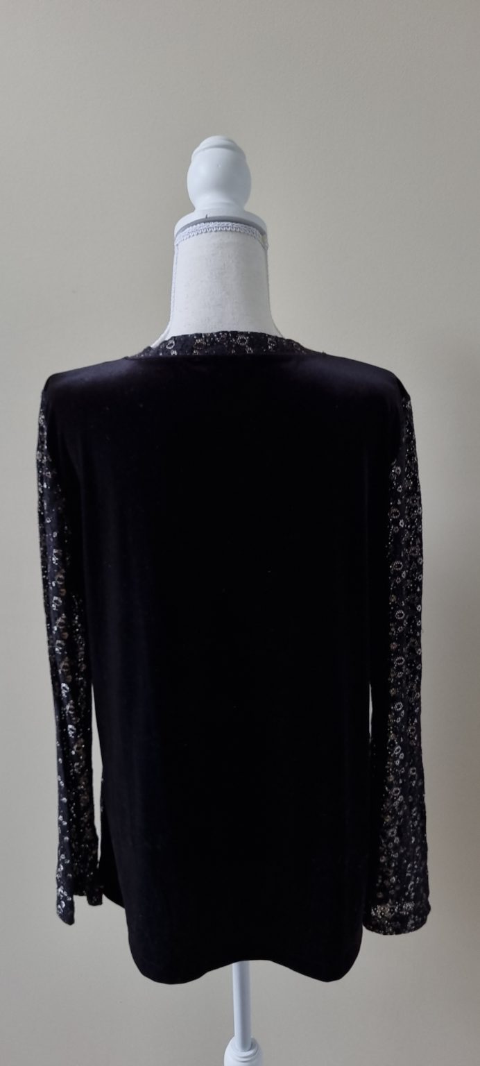 Art + Tease Top Size 16, image 3