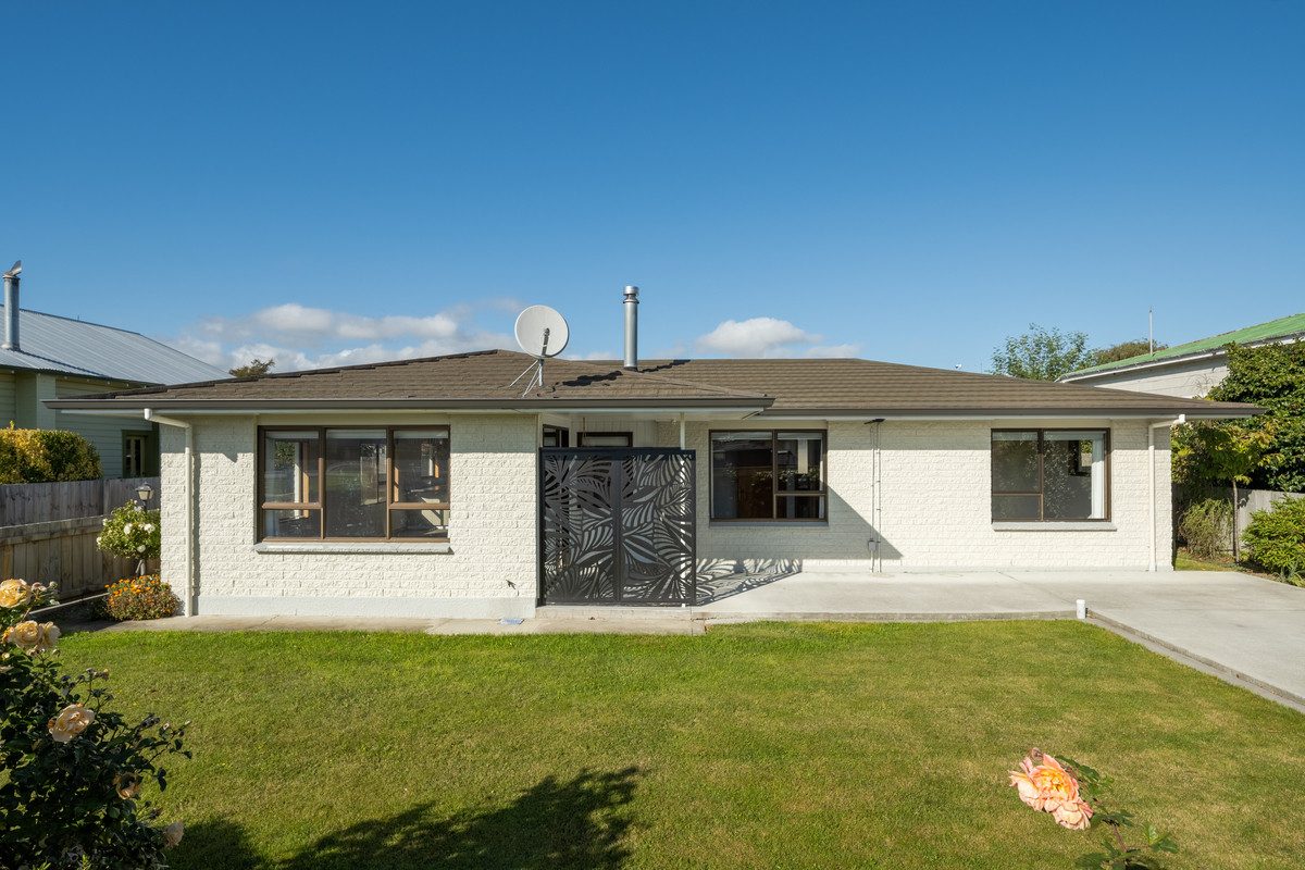 Final week! Brilliant home in CBD — slide 1
