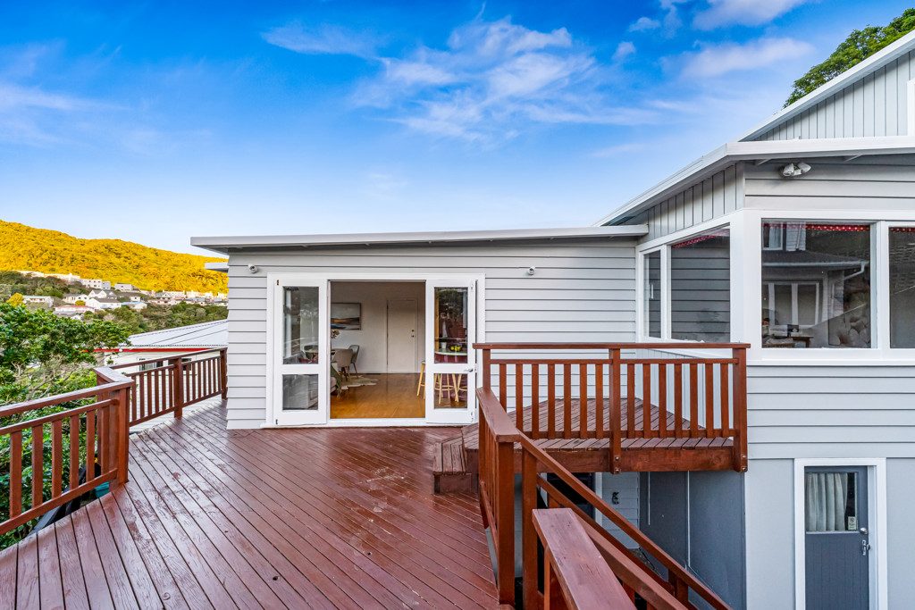 Sunny, Spacious, and Family Favourite! — slide 1