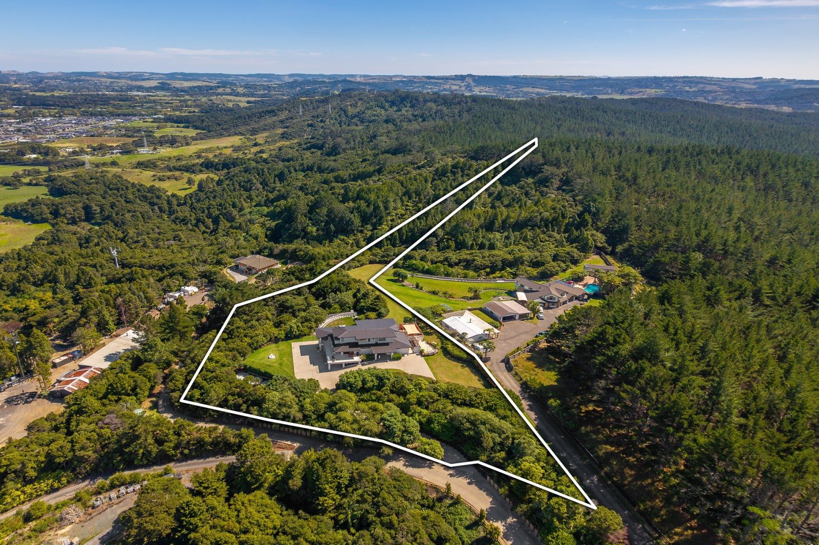 Panoramic Vistas from City to Ranges — slide 29