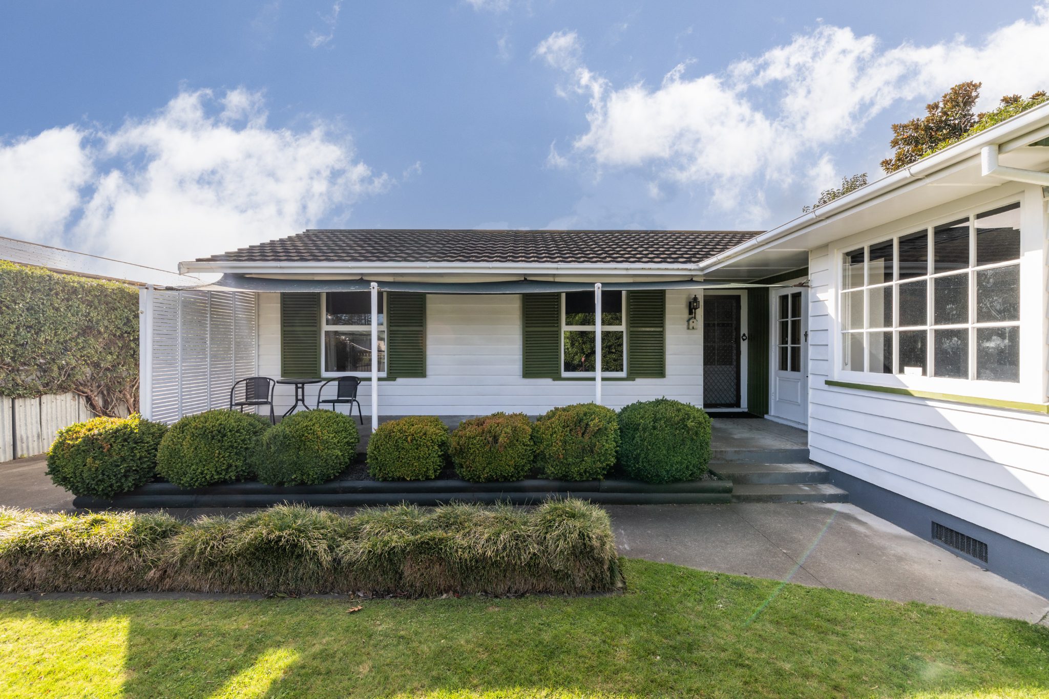 Solid, Sunny Living in Sought-After Frimley — slide 18