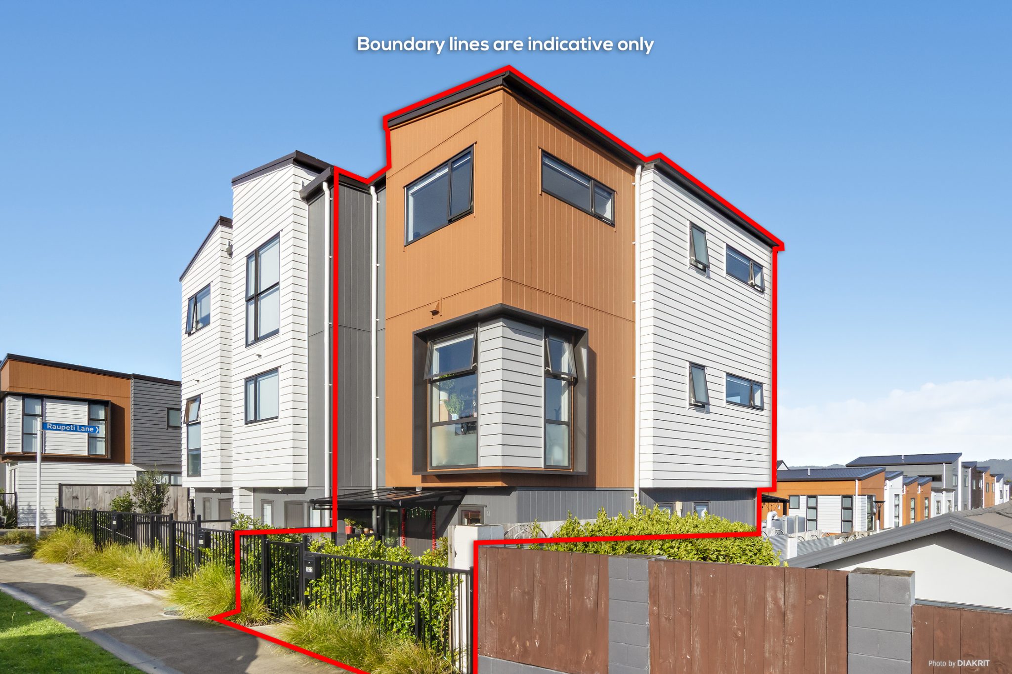 Modern, Near-New Living in the Heart of Henderson — slide 1