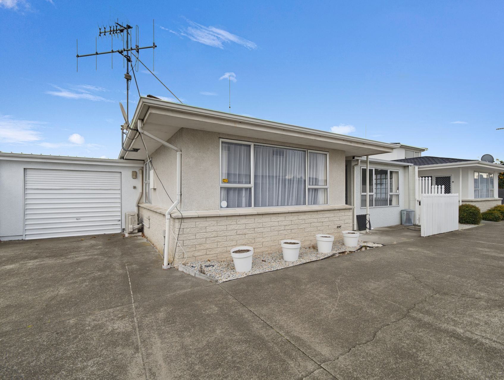 Smart Start or Solid Investment in Taradale! — slide 1