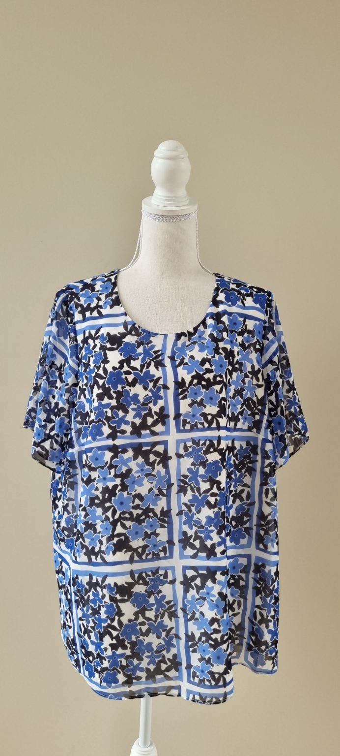 Studio Curve Top Size 16