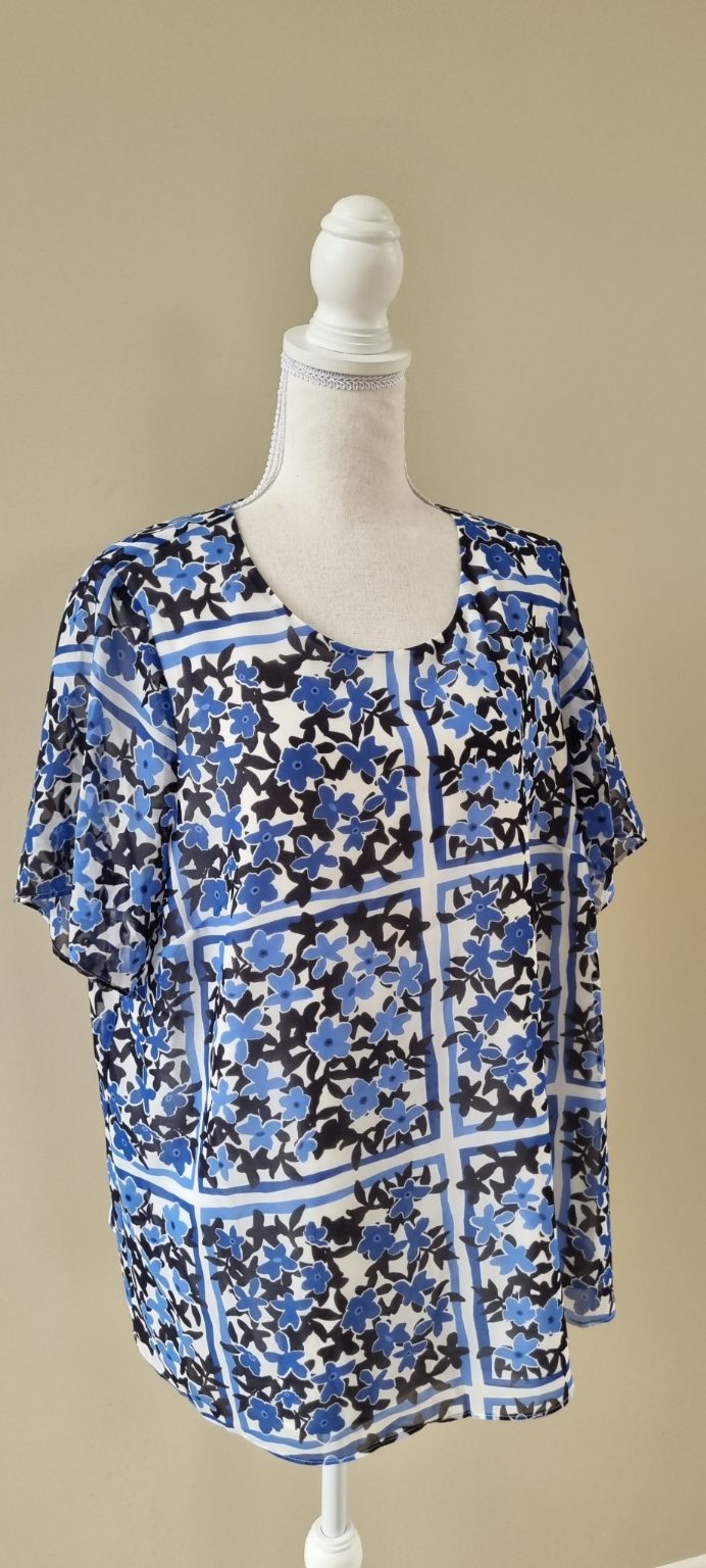 Studio Curve Top Size 16, image 2