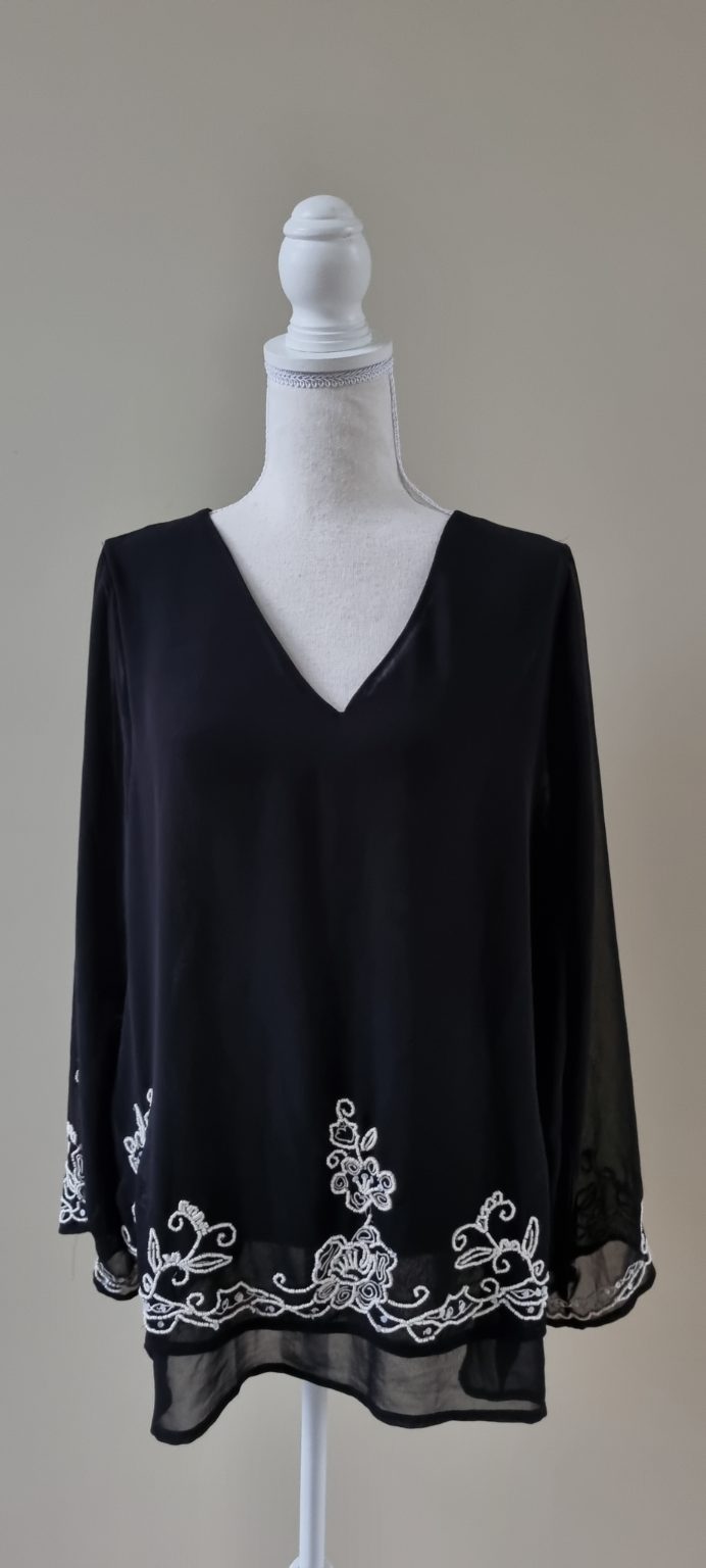 Together Black Top size 16