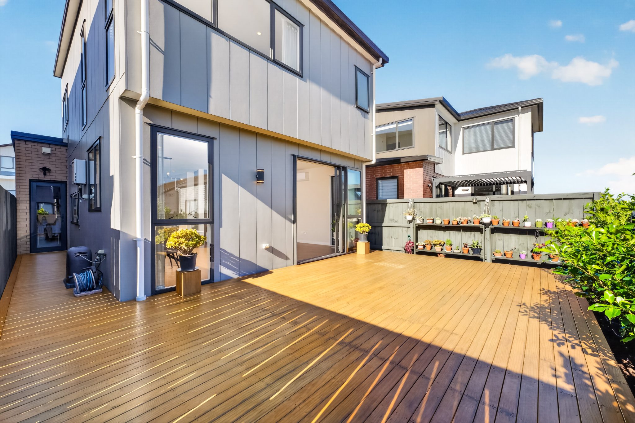 Contemporary Home with Versatile Spaces — slide 22