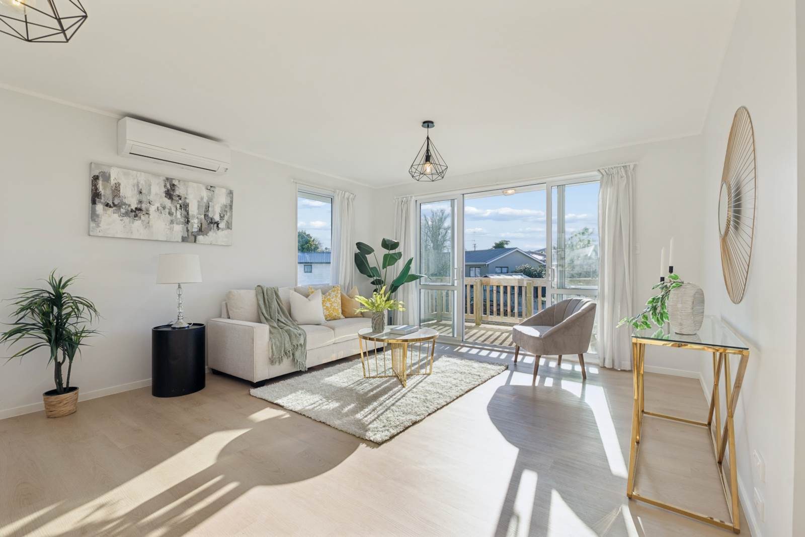 Best valued modern home on 558m² freehold land — slide 2