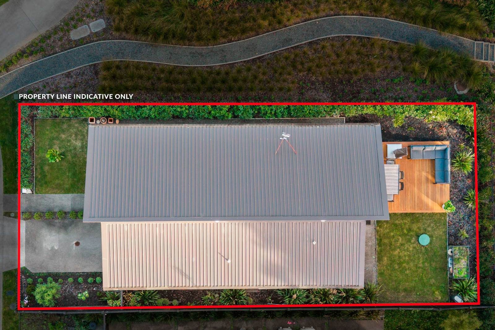 The Redwood House - Space, Privacy, Flexibility — slide 31