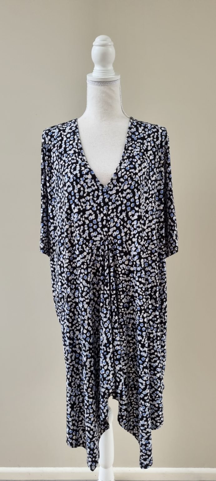TS Taking Shape Tunic Top XL