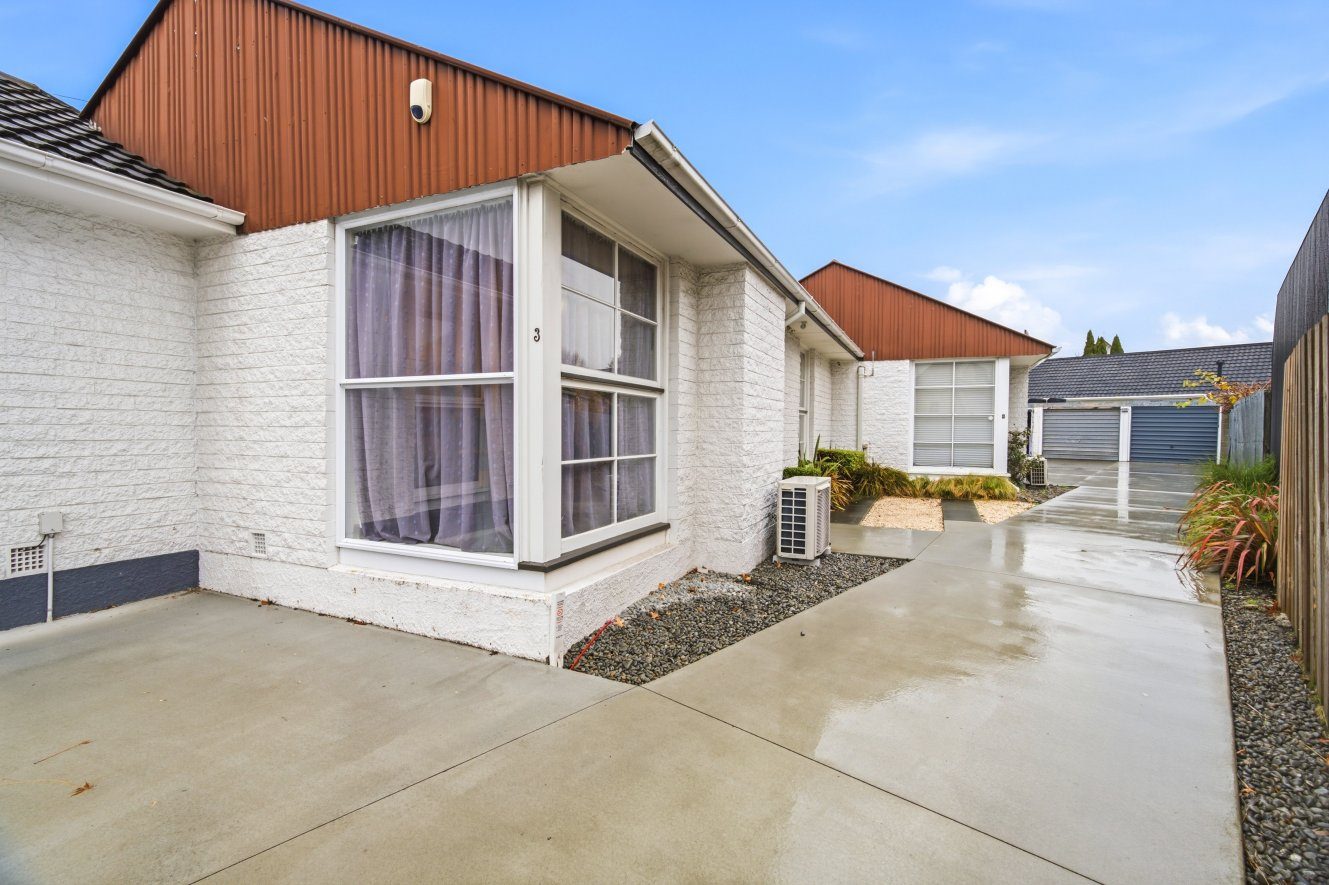 * UNDER OFFER * A Fabulous First Home or Rental Op — slide 15