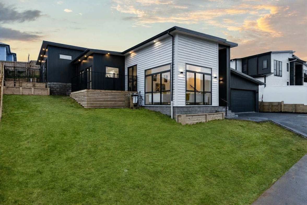 Price Reduced Again: Room for the Whole Family — slide 2