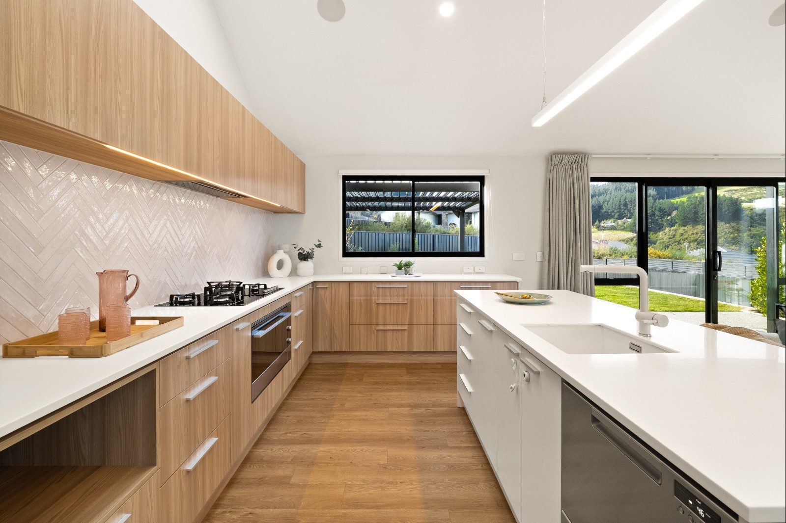 Near New, Stylish Living - not yet under offer — slide 2