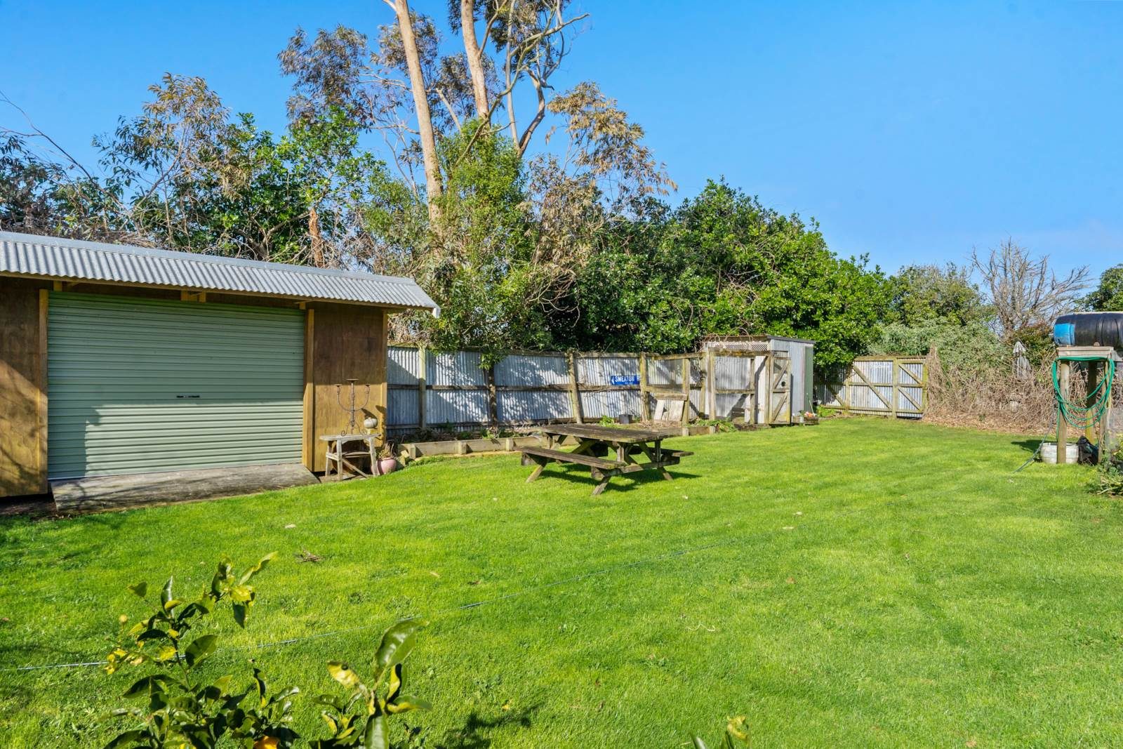 TWO HOUSES, EQUESTRIAN SET UP + WATER BORE — slide 27