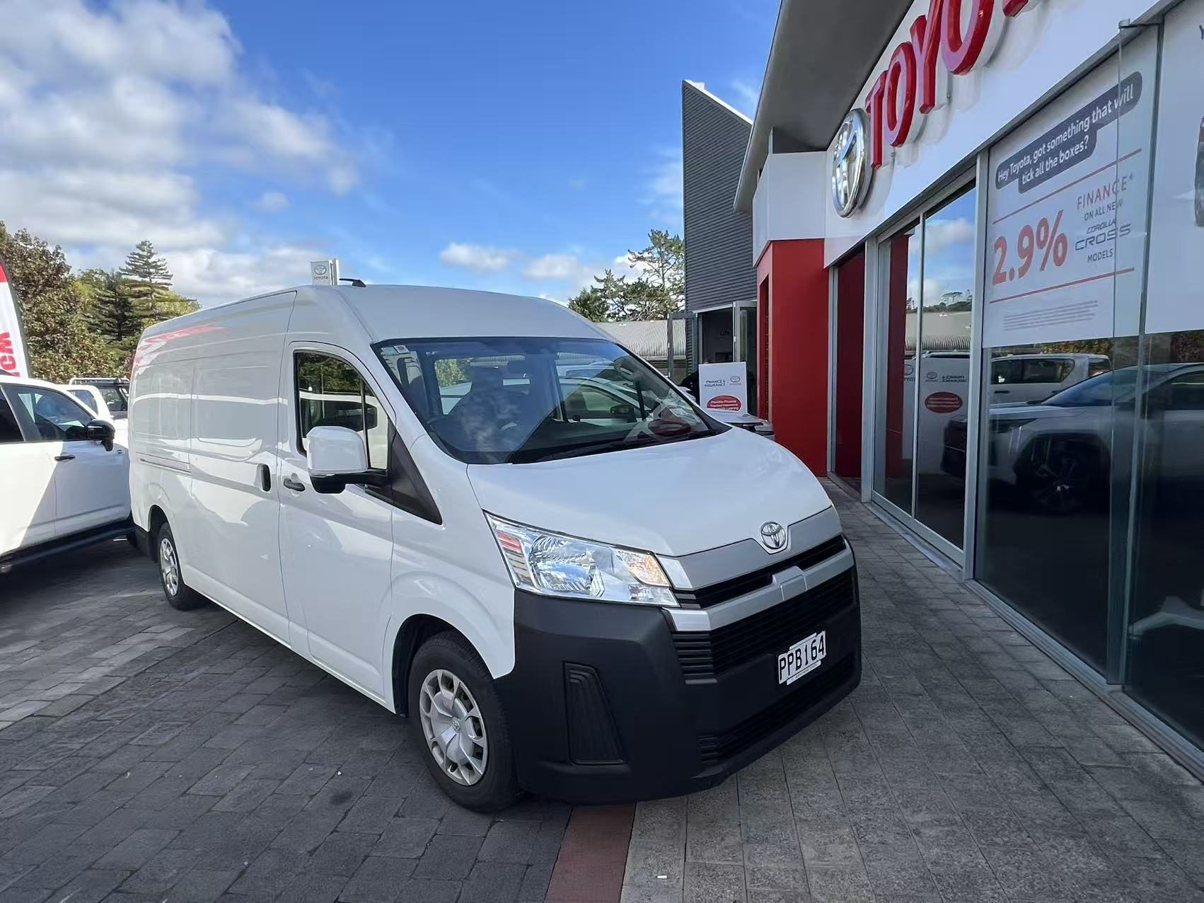 2022 Toyota Hiace Zx Pvn | Trade Me Motors