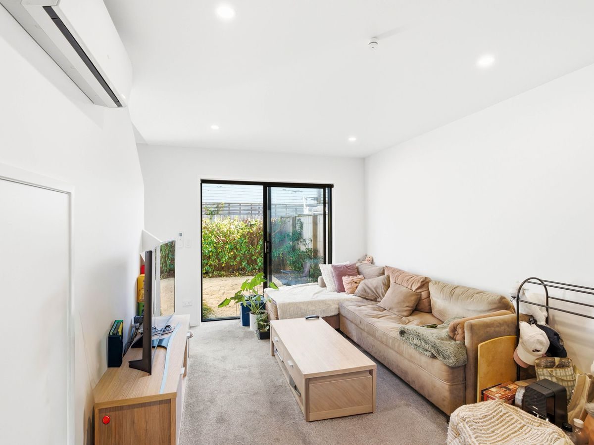 Great investment or first home — slide 2