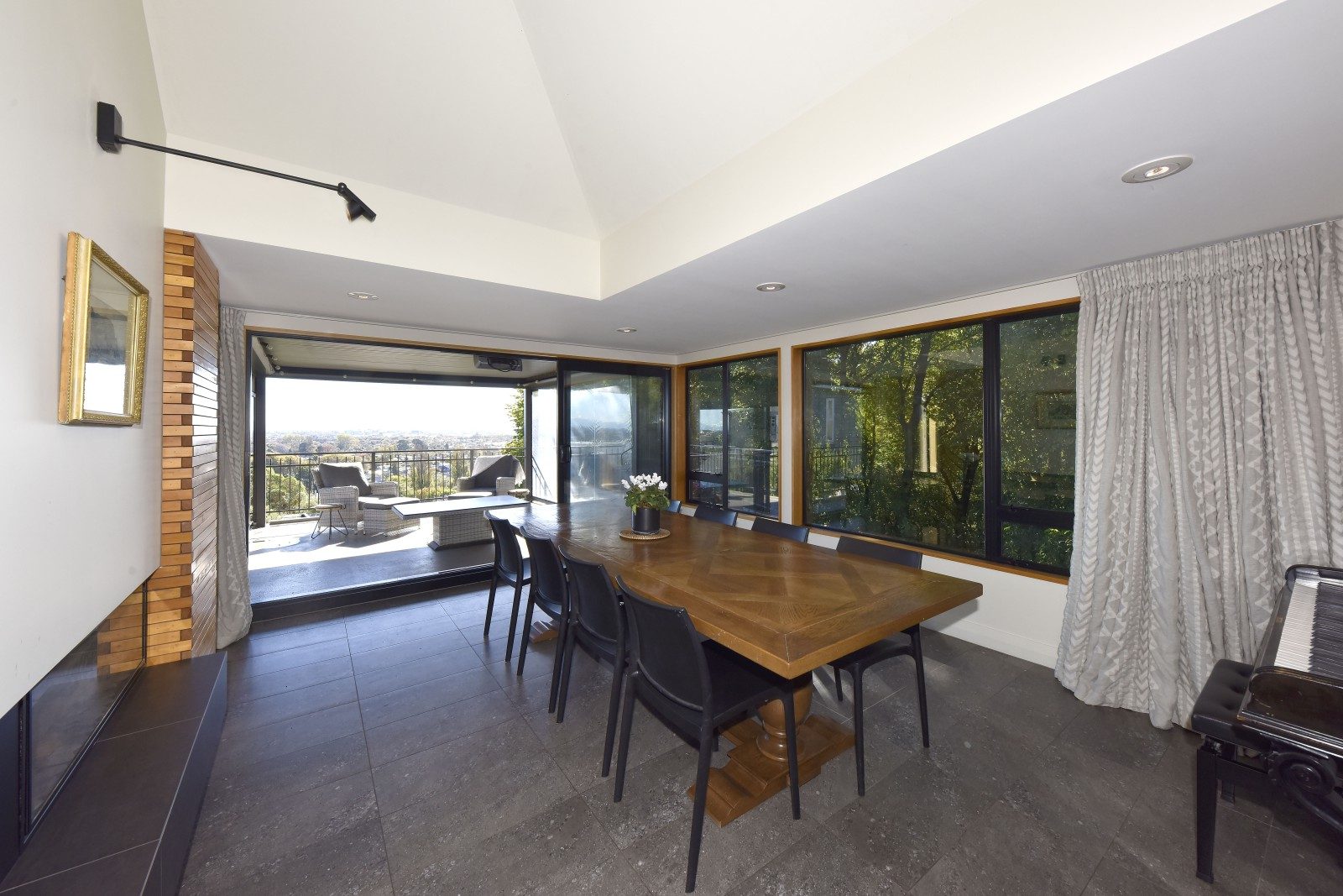 Exceptional Cashmere home plus land opportunity — slide 2