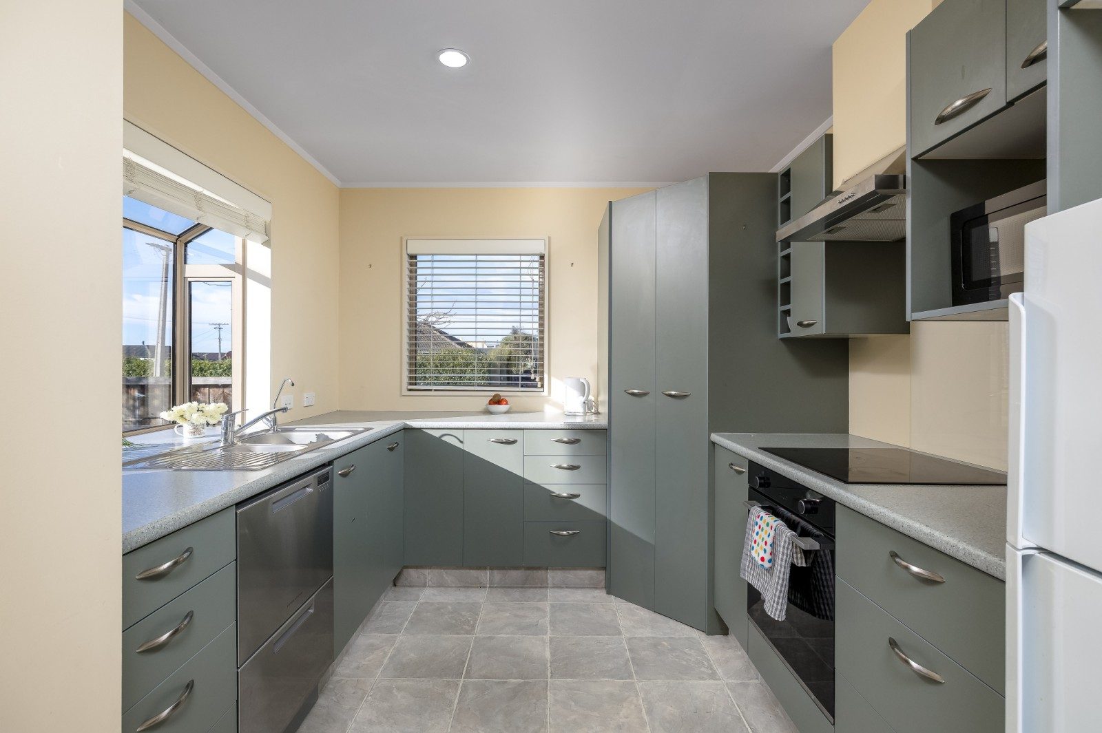 Modern, accessible & easy-care living — slide 2