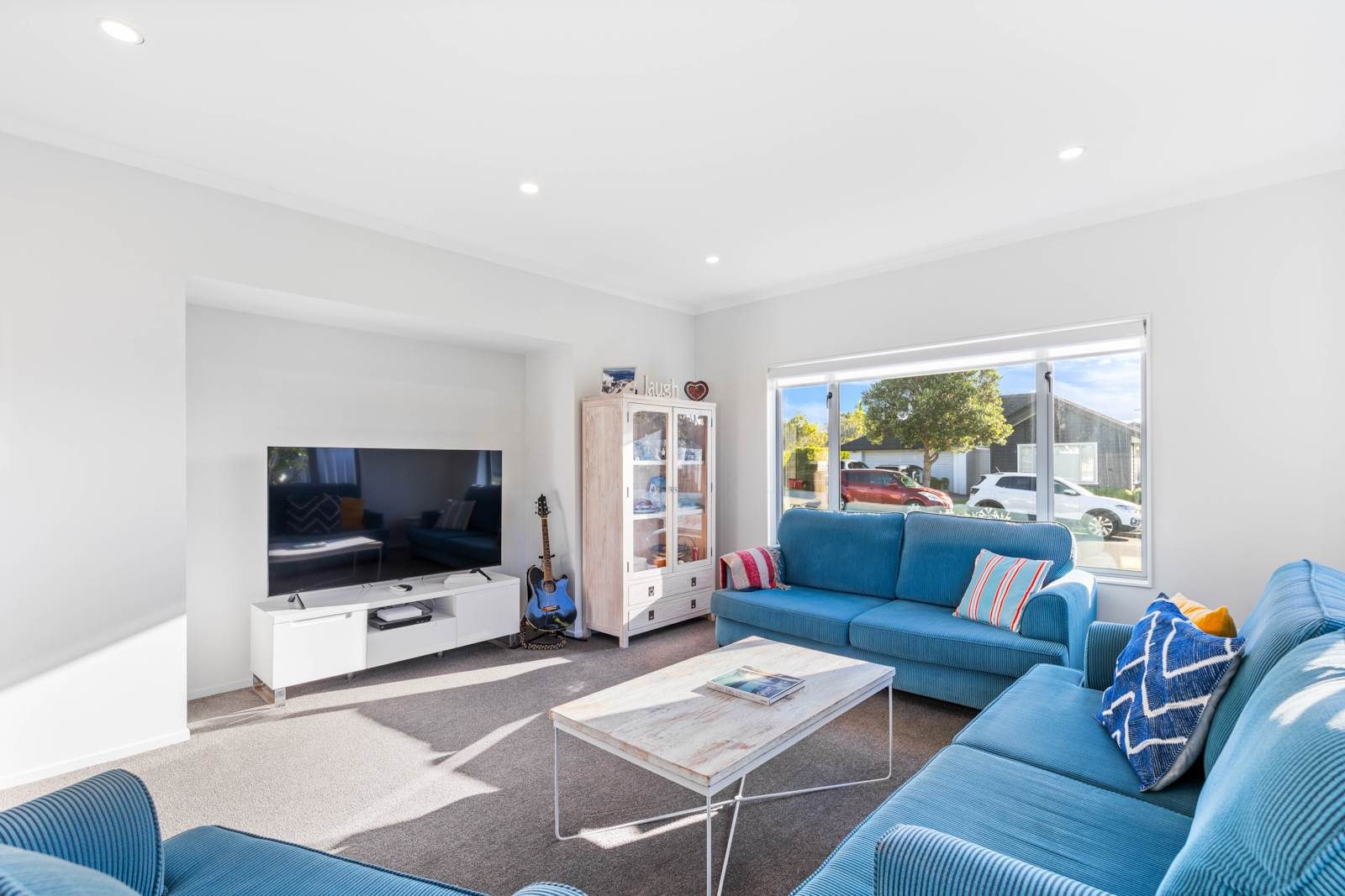 Single-Level with Sunshine, Space & Lifestyle — slide 2