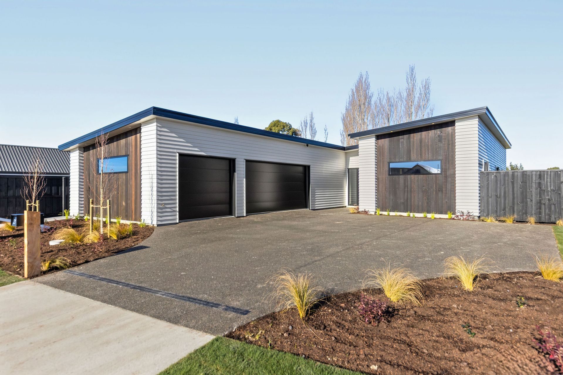 Where Modern Living Meets Rural Views — slide 32