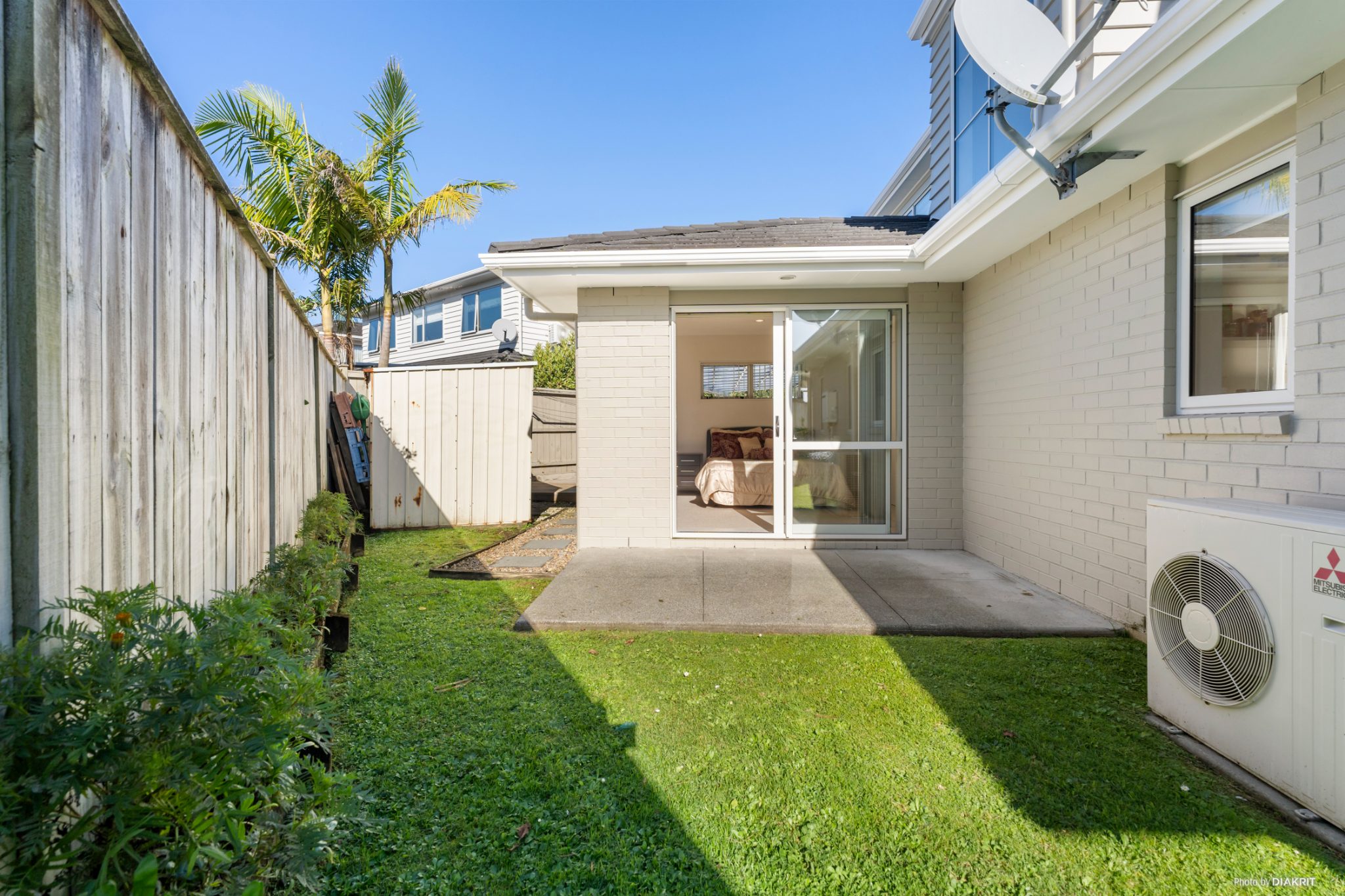 Triple Garage, Reserve Views, Prime Location — slide 29