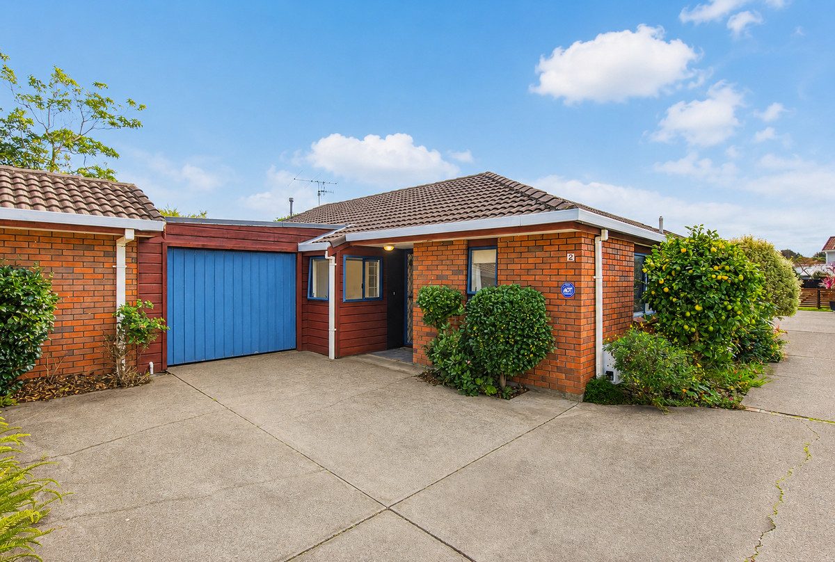 Sunny, Spacious – And Exceptionally Convenient — slide 20