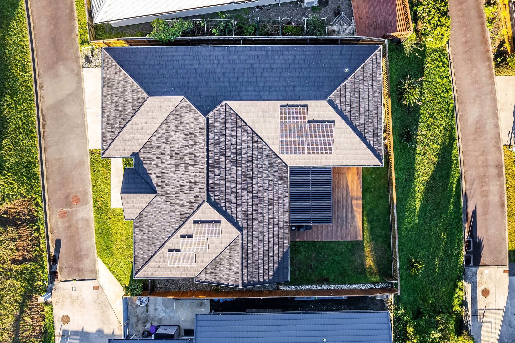 Modern, Executive and ready to move! — slide 40