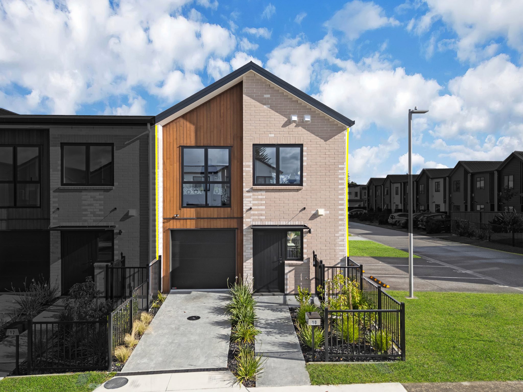 Spacious & Brand New McLennan Park — slide 2