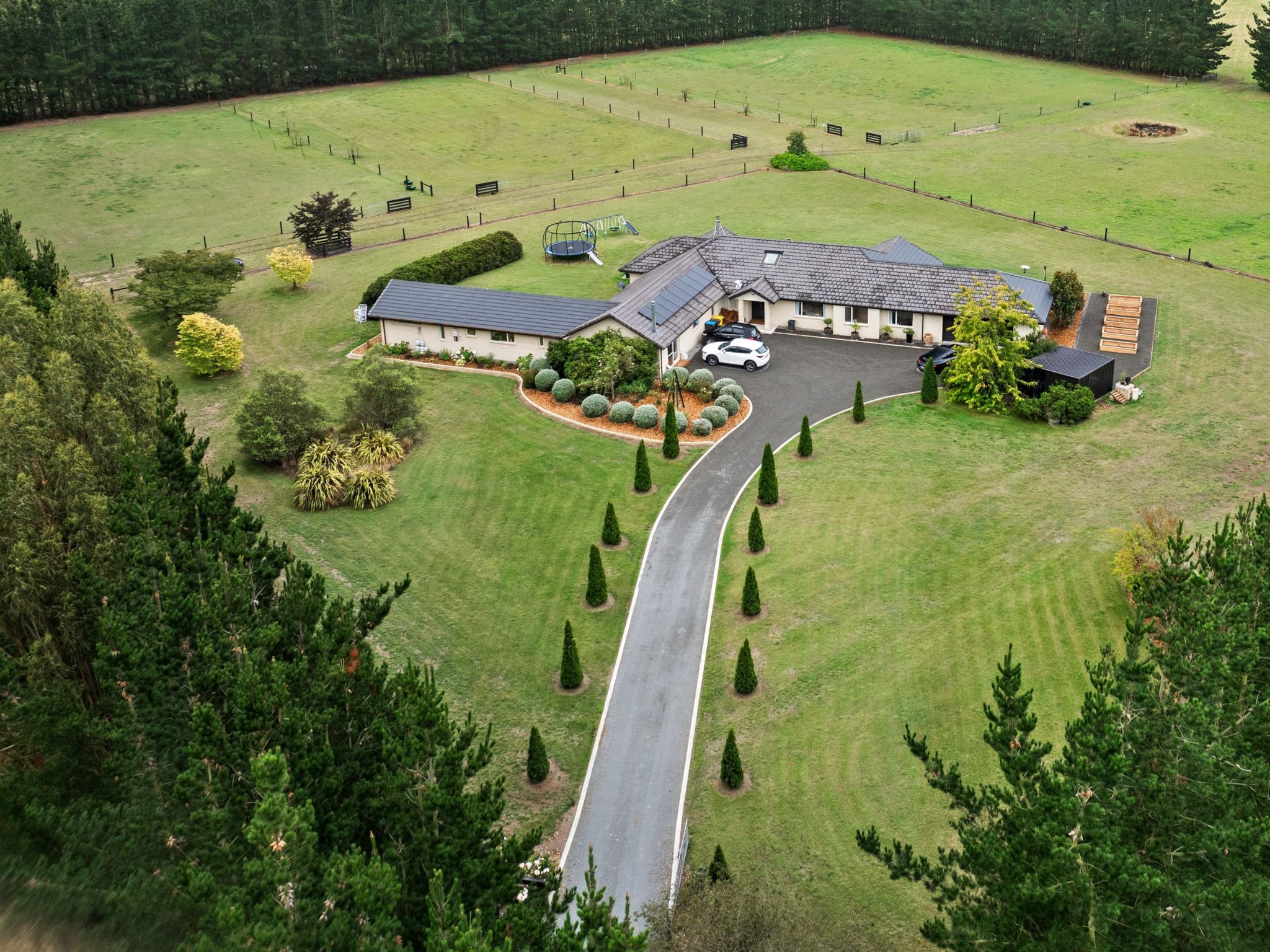 $95,000 below RV - Two Homes under One roof ! — slide 27
