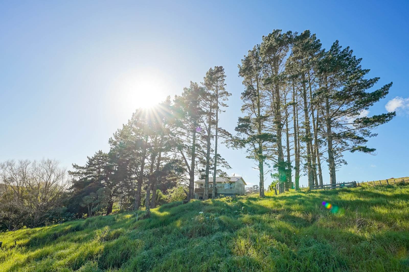 Two homes, one hectare in Stillwater — slide 40