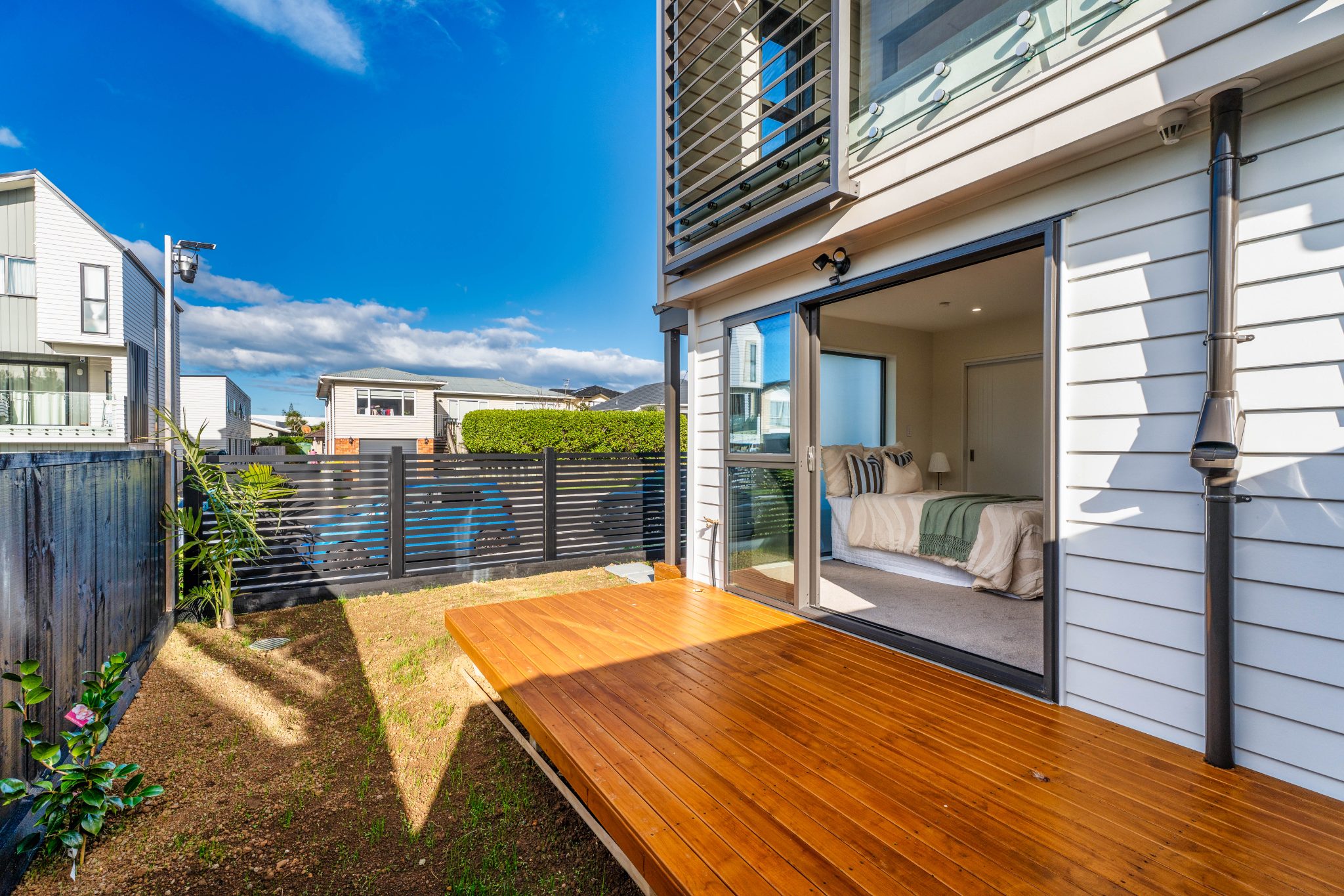 Modern Living Meets Reserve-Side Serenity — slide 2