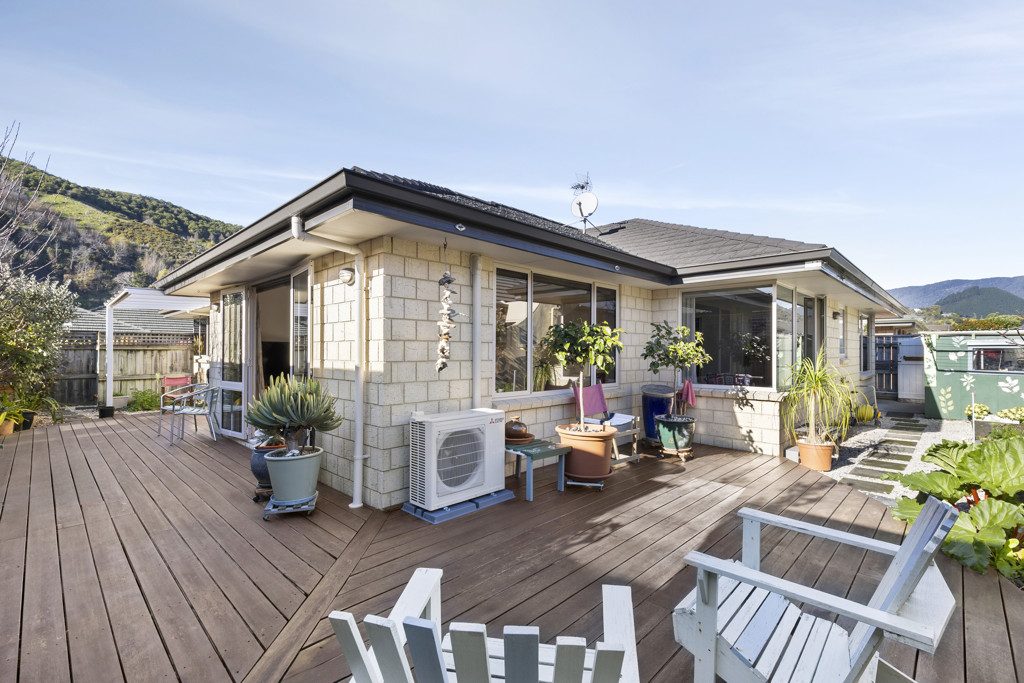 Your Perfect Home in Popular Persico Way — slide 1