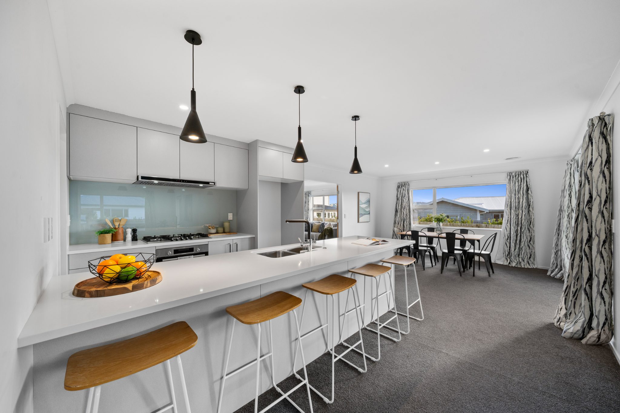 Modern style and move in Ready — slide 2
