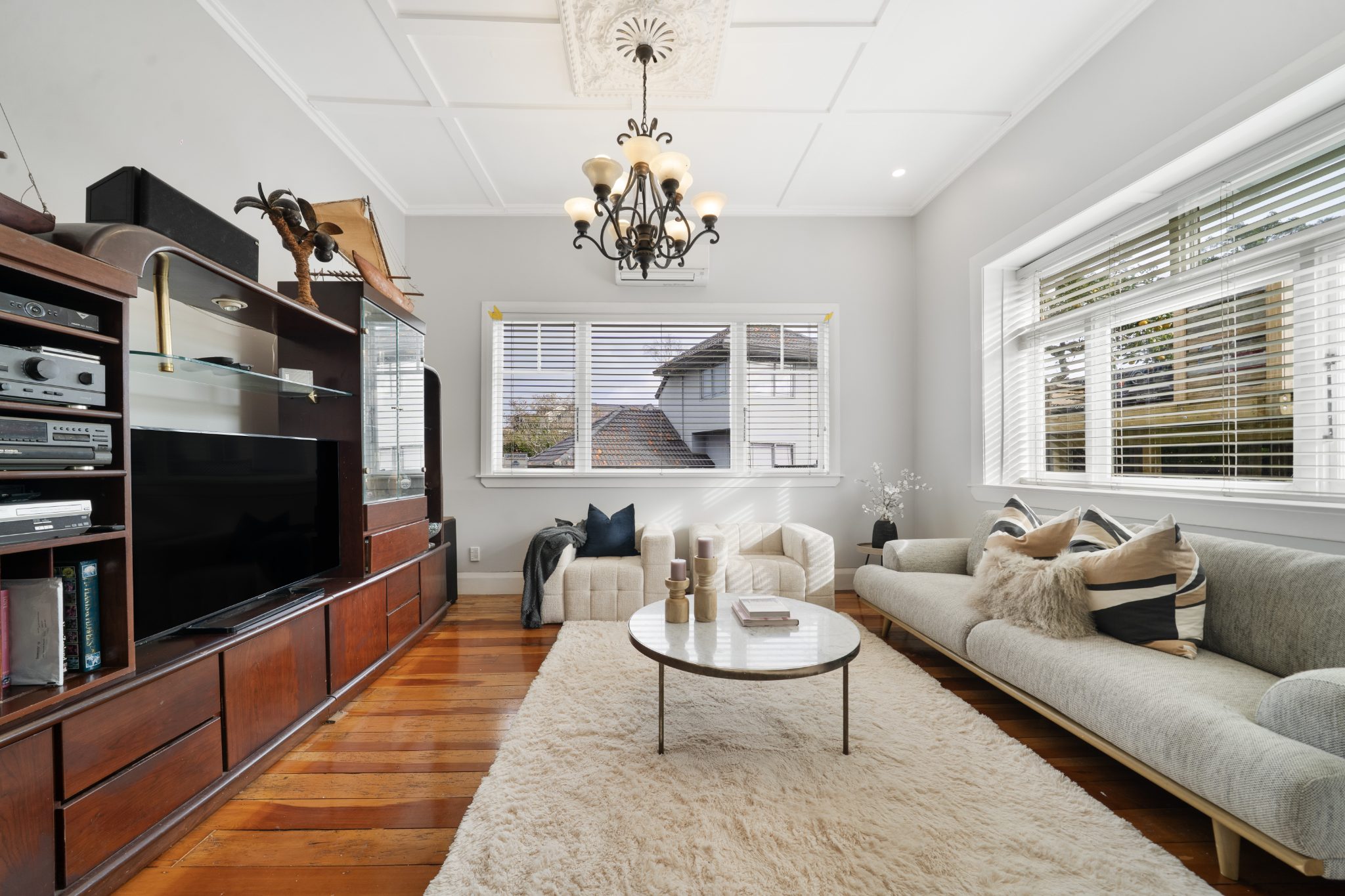 A Remuera Project OR Extra Large Family Home — slide 2