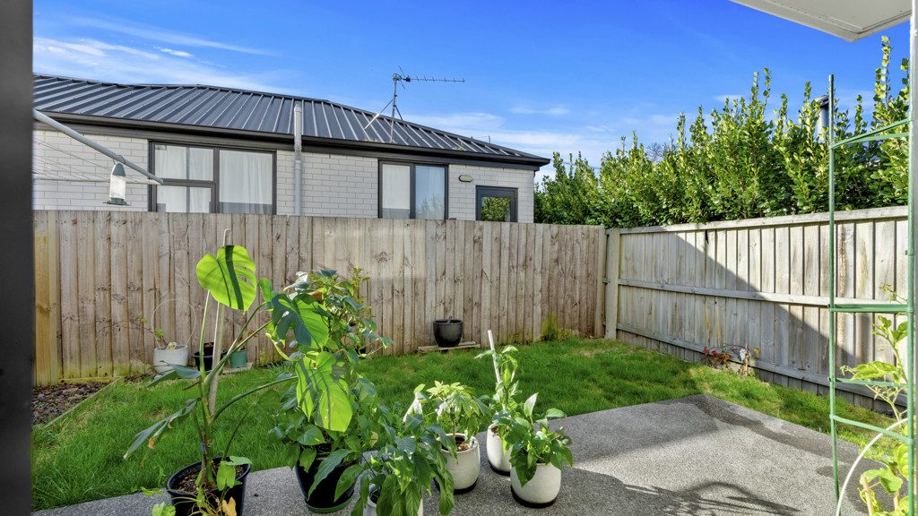 2022 Built- Urgent Sale- $699,000 — slide 2