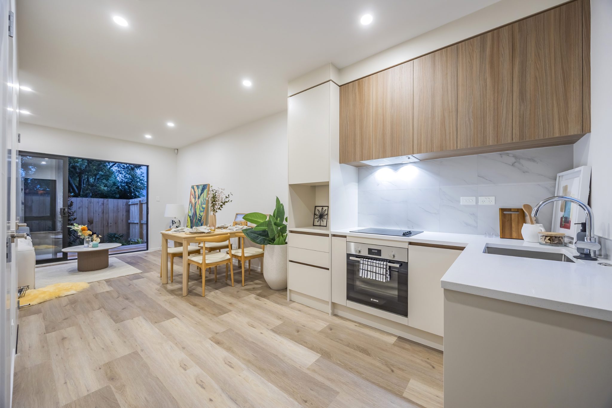 URGENT! ENTRY LEVEL MANGERE BRIDGE BUY — slide 2