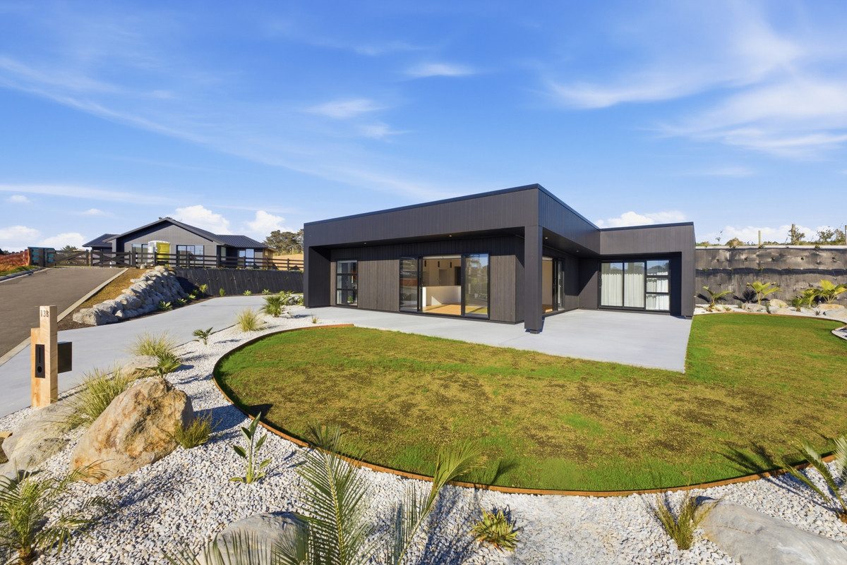 Move in ready with sea views! — slide 1