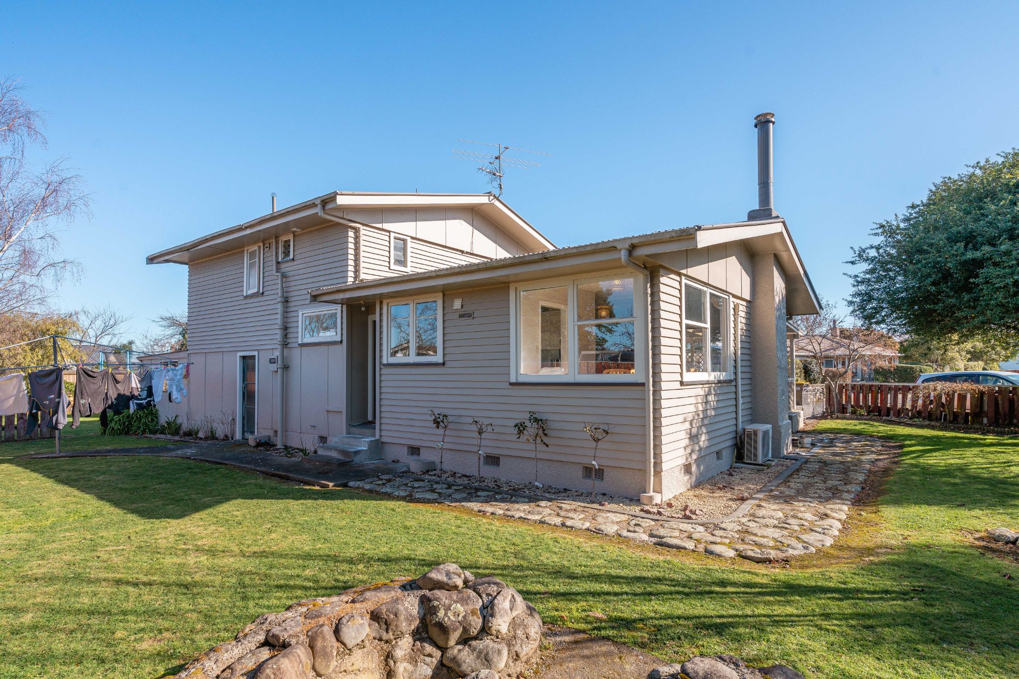 West Side Starter - BEO $489,500. — slide 2
