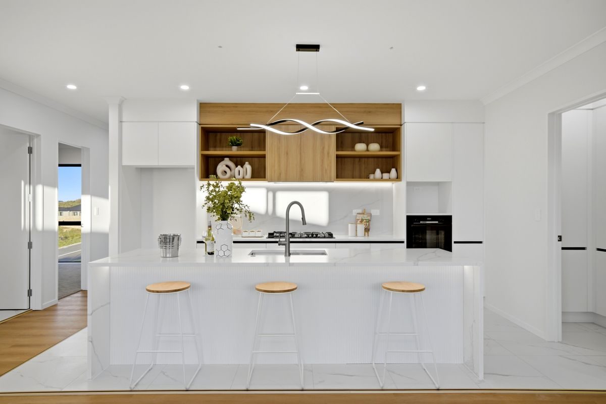 Brand New 5-Bdrm with Two Kitchens — slide 2