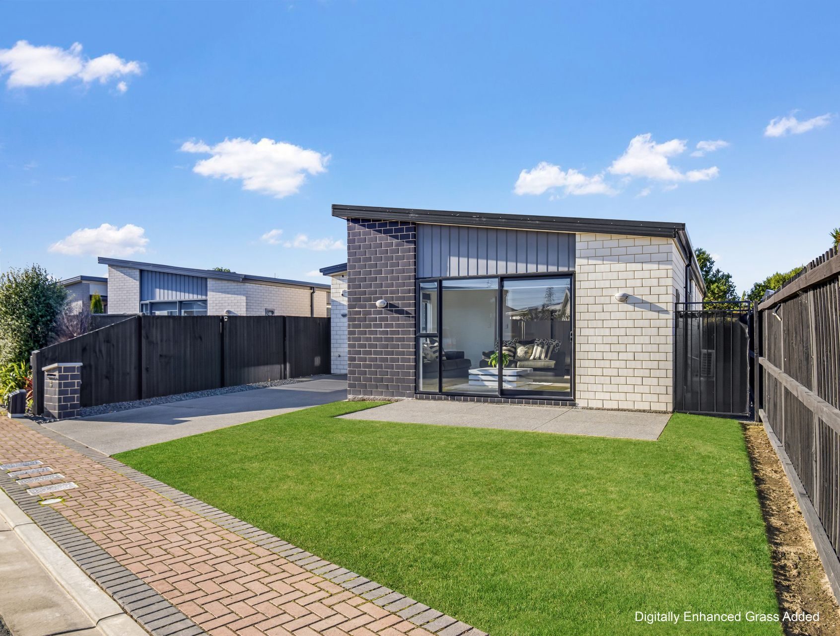 Modern Living. Prime Location. — slide 20