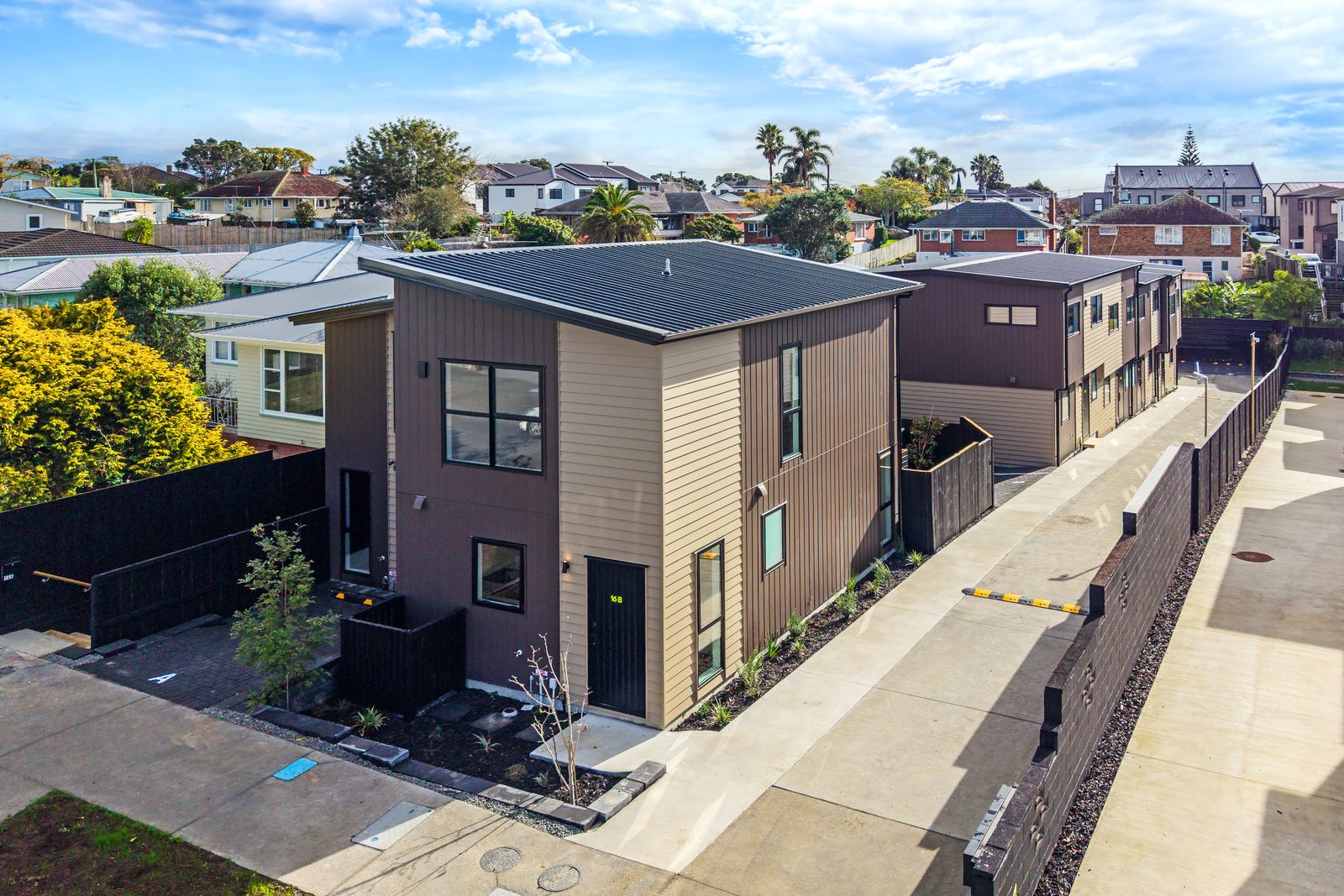 Boutique Freehold Living - Blockhouse Bay — slide 24