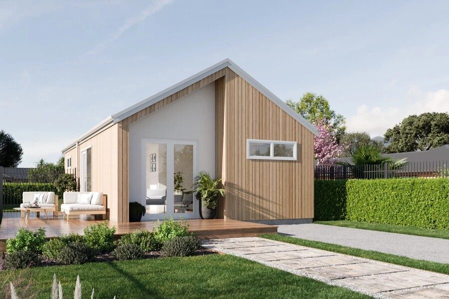 A Hidden Garden Gem with a New Jennian Home — slide 1