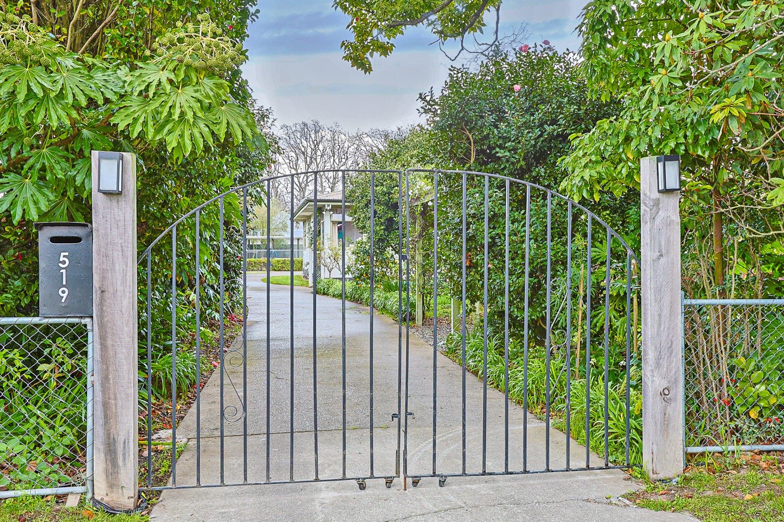 A Hidden Haven in the Heart of Frimley — slide 18